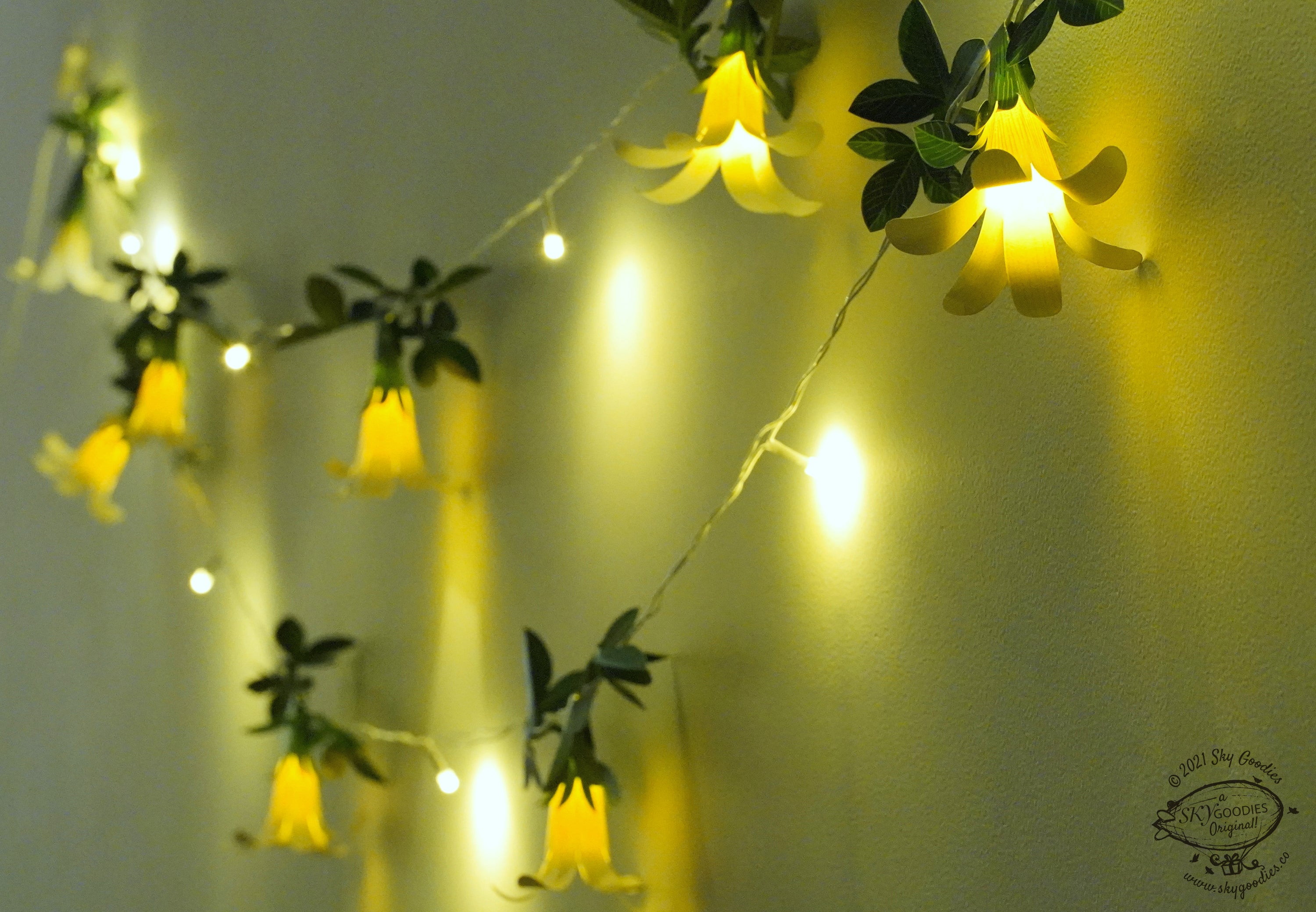 White Paper Flower Fairy Lights (10 flowers) - Battery Operated