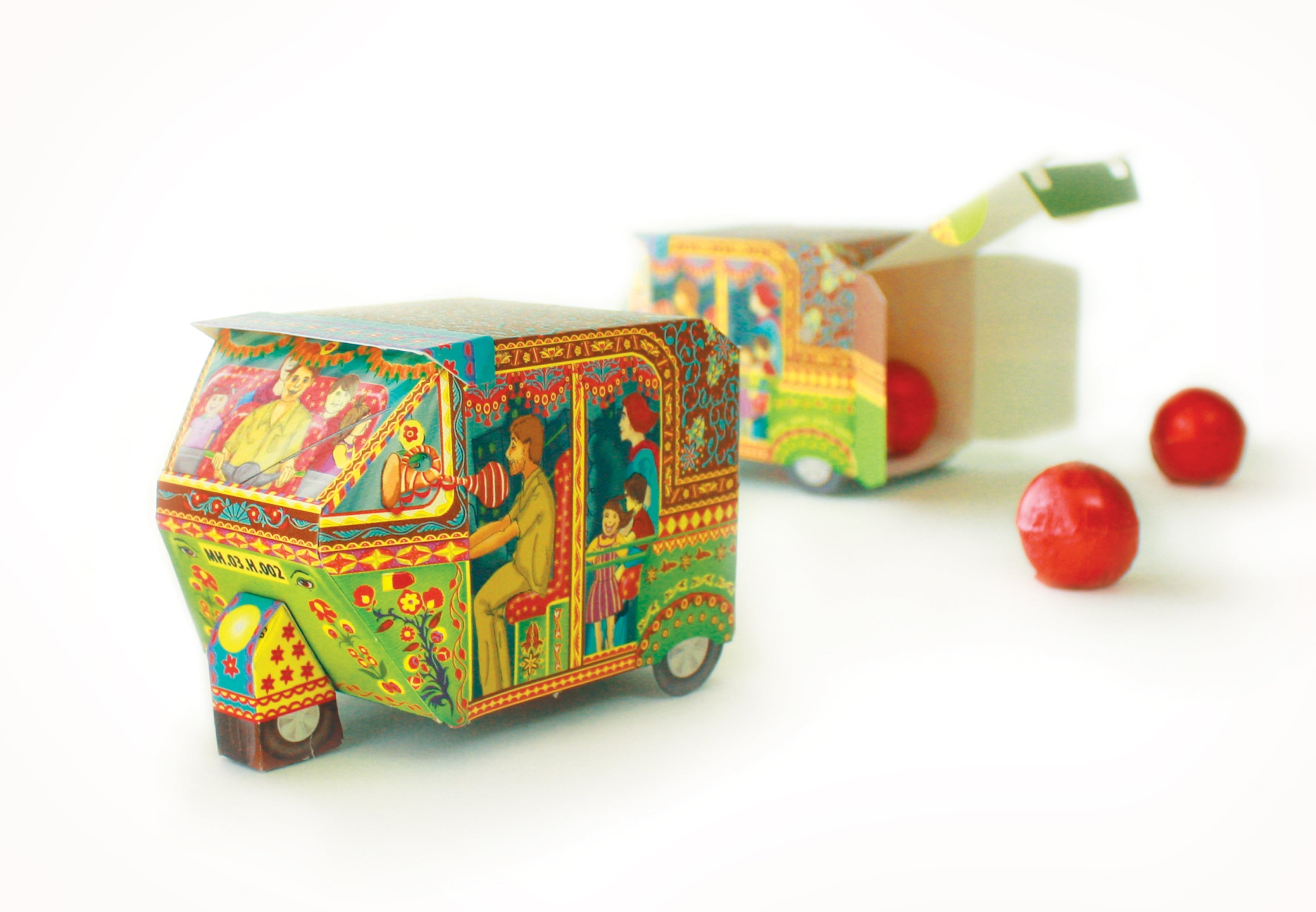 Auto Rickshaw or Tuk Tuk DIY Paper Candy Favor Box
